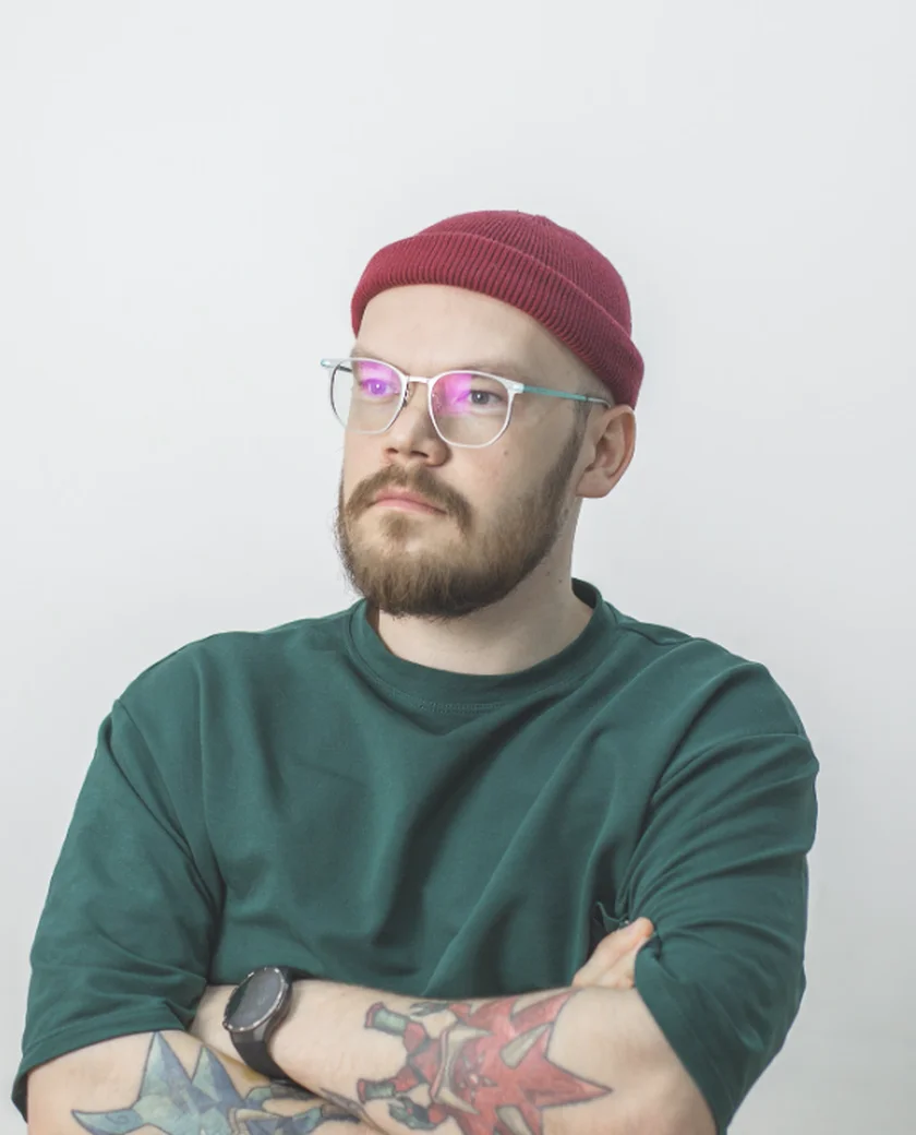 Олег Храбров